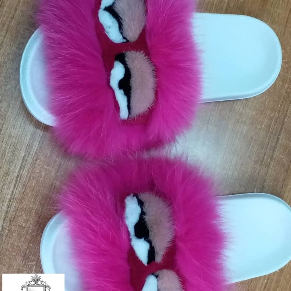 Fur slides - Picture 8 of 8
